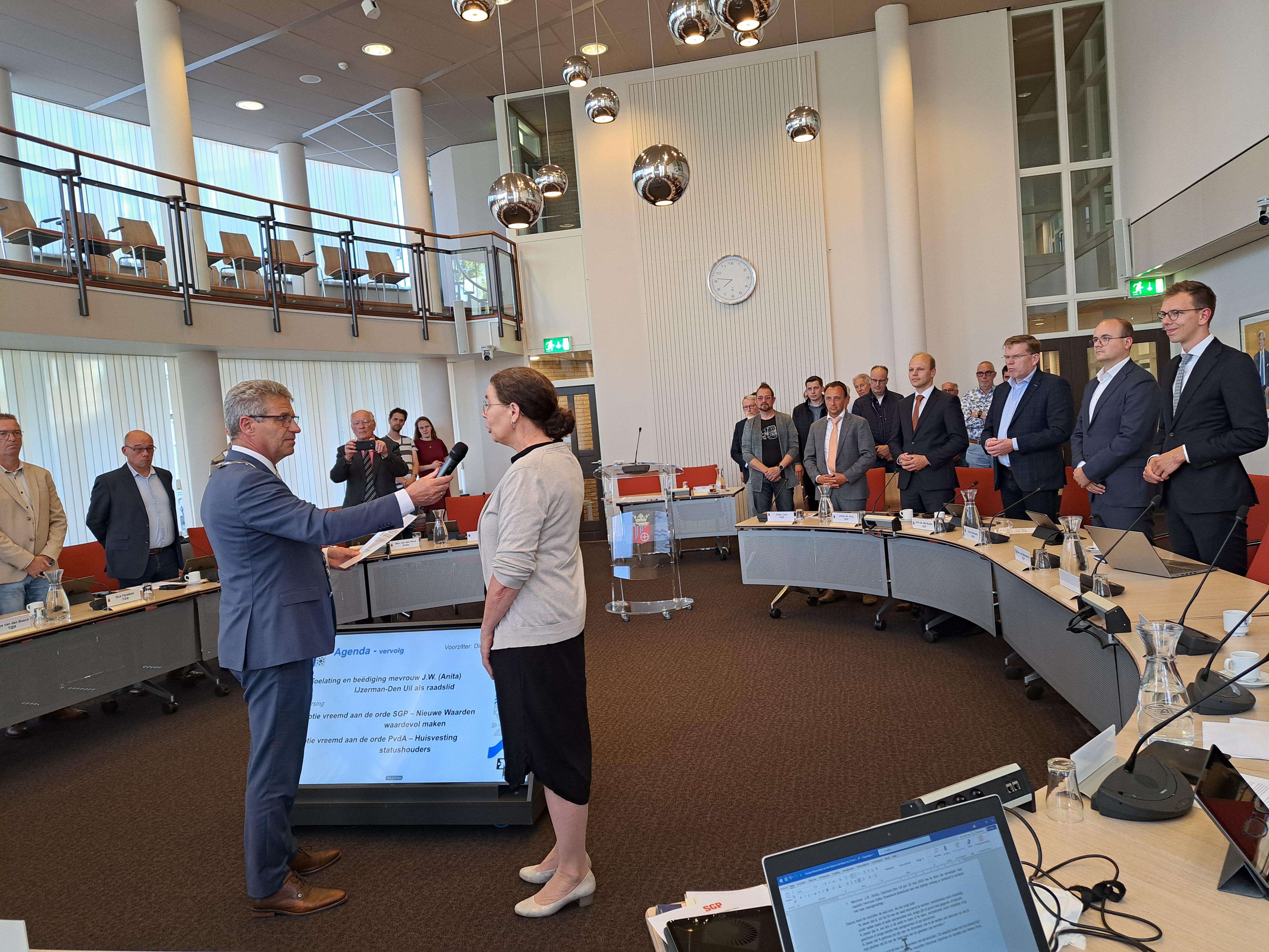 beëdiging mevrouw IJzerman-den Uil